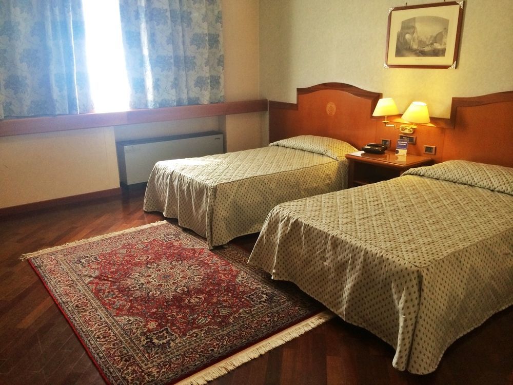 Capital Inn Рим Экстерьер фото